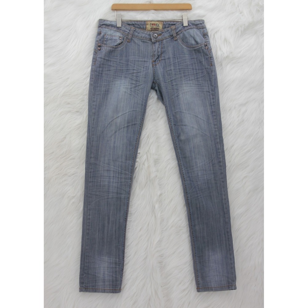 Thrill Ultra Low Rise Straight Skinny Leg Jeans Light Wash Size 9 Women's Y2K